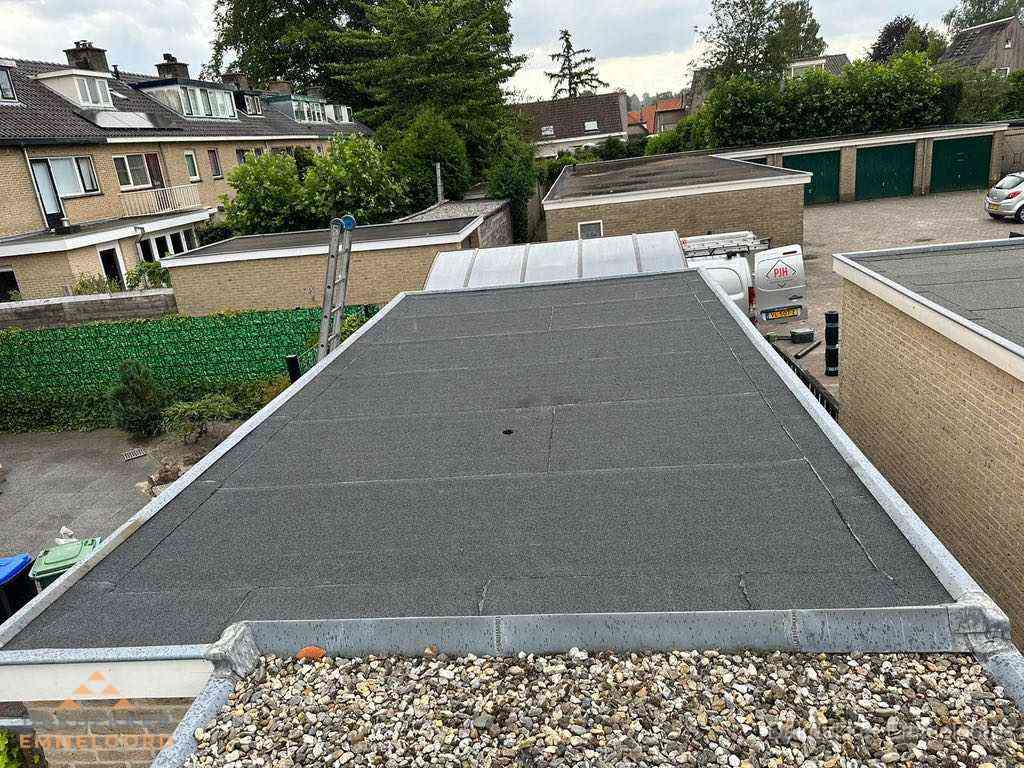 Dakinspectie plat dak na renovatie in Emmeloord