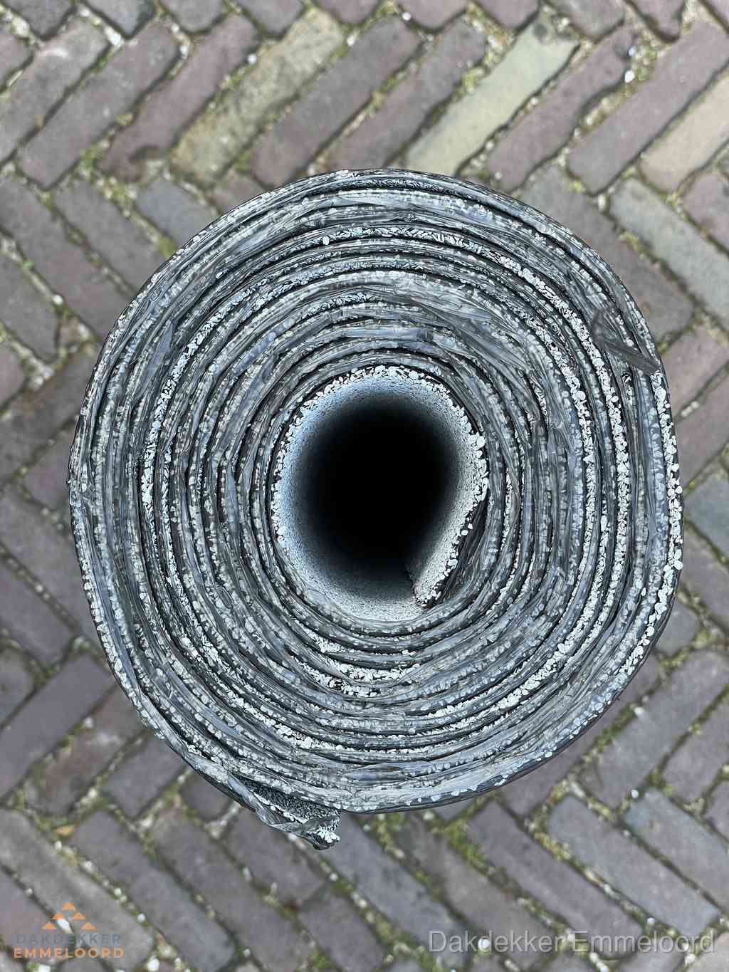 Rol EPDM dakbedekking materiaal voor plat dak in Emmeloord